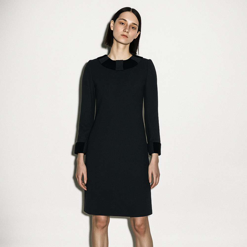 Vintage 90s Carolina Herrera Long Sleeve Dress Wool Charcoal Black Size 6